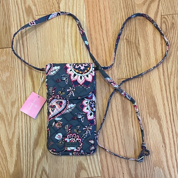 NWT Vera Bradley Carson Cellphone Crossbody Bag in Felicity Paisley - Picture 1 of 11